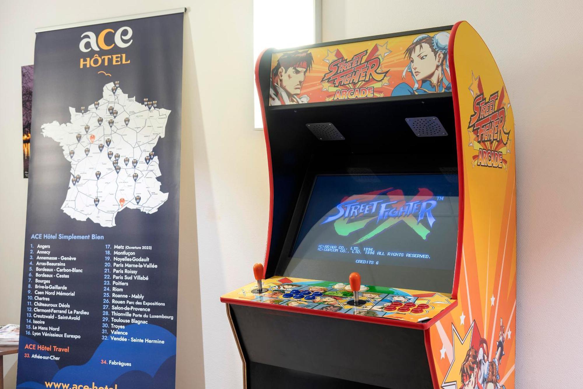 Ace Hotel Paris Sud Villabe Ngoại thất bức ảnh