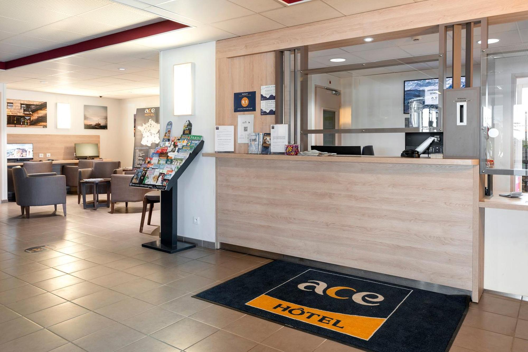 Ace Hotel Paris Sud Villabe Ngoại thất bức ảnh