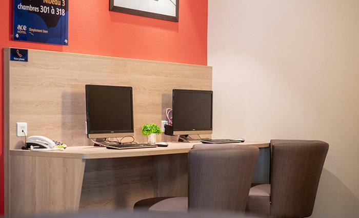 Ace Hotel Paris Sud Villabe Ngoại thất bức ảnh